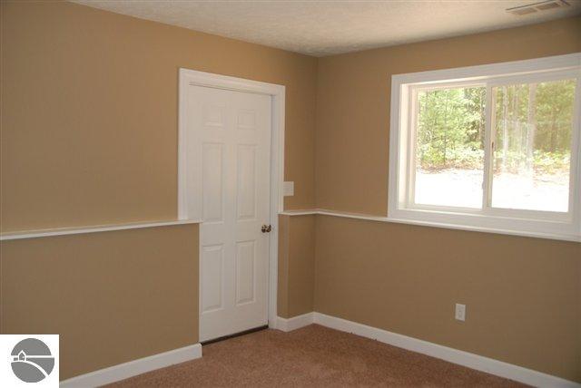 1806 Round Lake Road Interlochen, MI 49643 - Photo 10 of 17 1734730-9.JPG