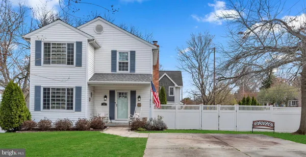 $899,000 | 202 Glen Avenue, Annapolis, MD 21401