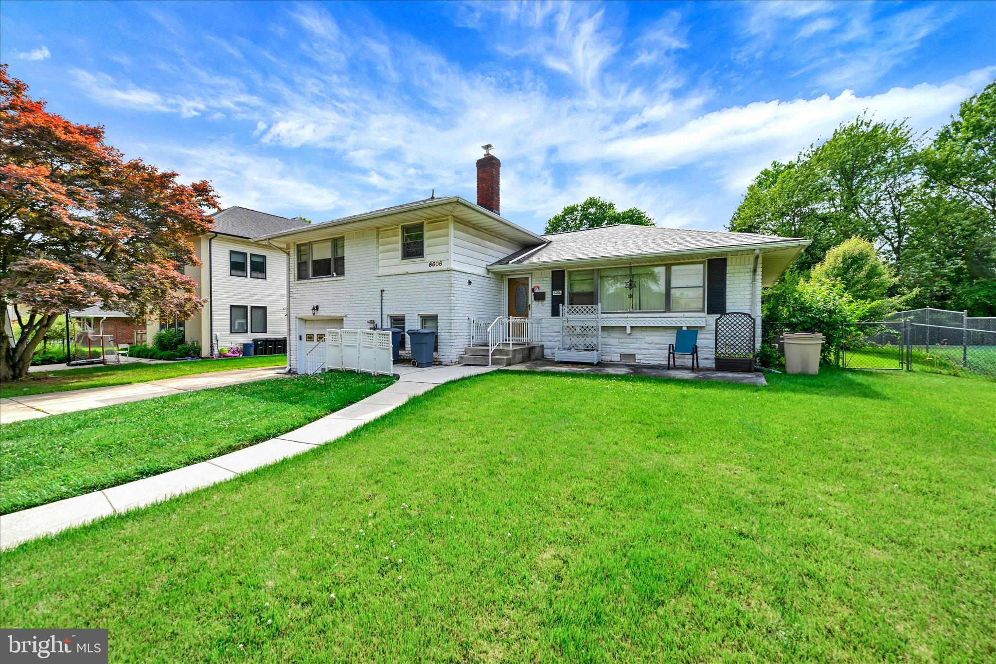 6606 Baythorne Road Baltimore, MD 21209 - Photo 4 of 42