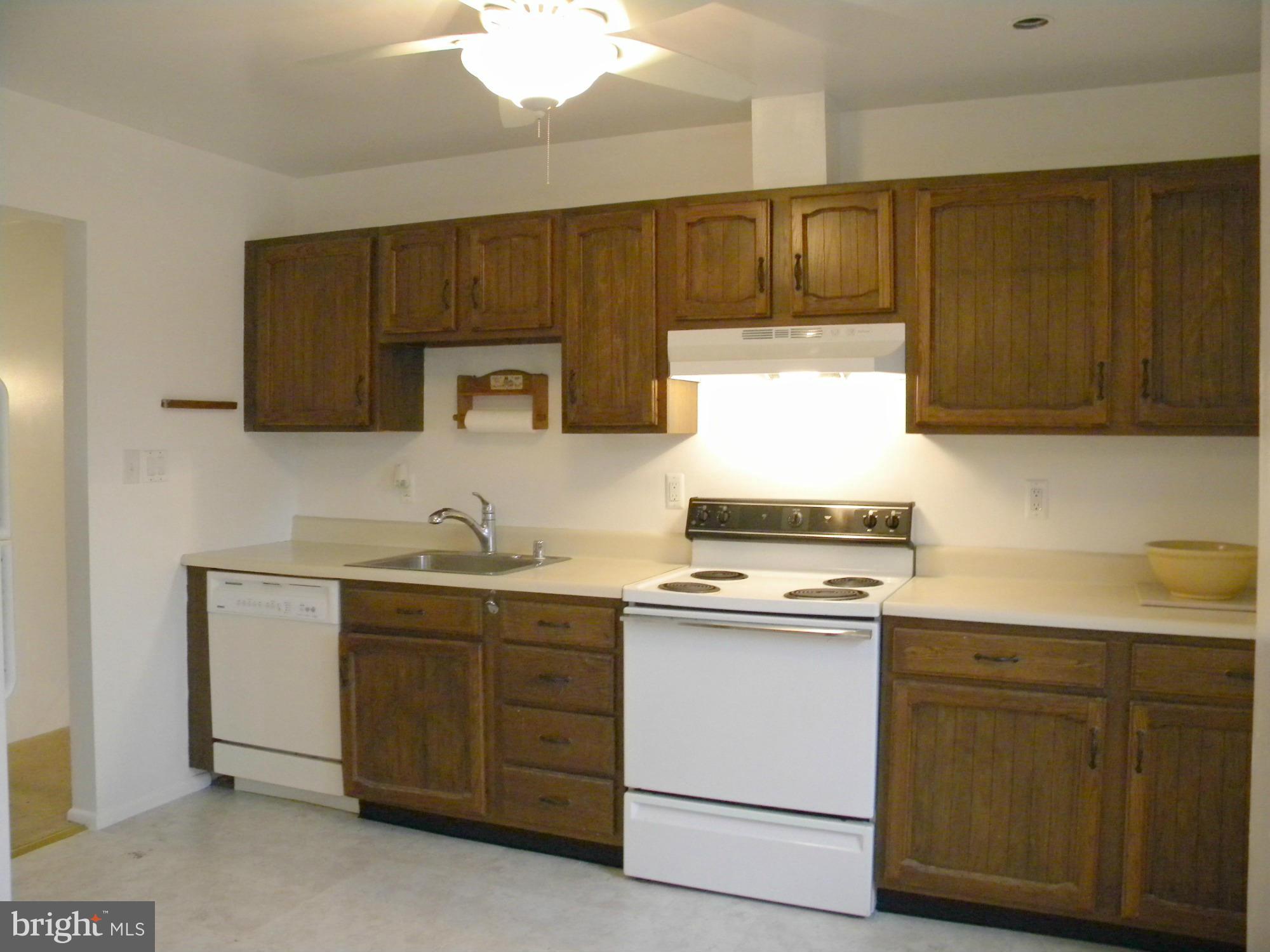 1357 Moyer Road Annapolis, MD 21403 - Photo 3 of 21 Kitchen