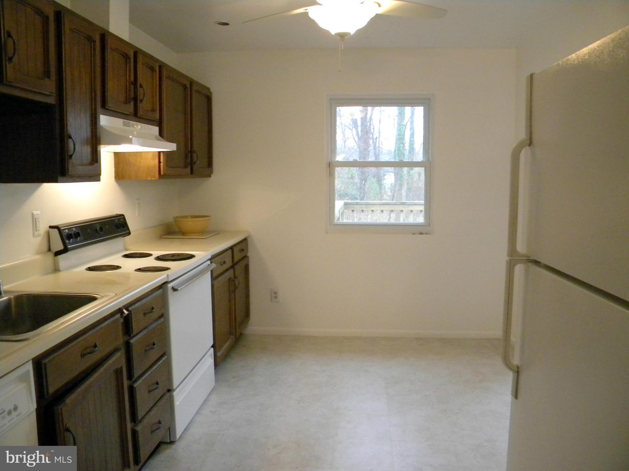 1357 Moyer Road Annapolis, MD 21403 - Photo 5 of 21 Kitchen