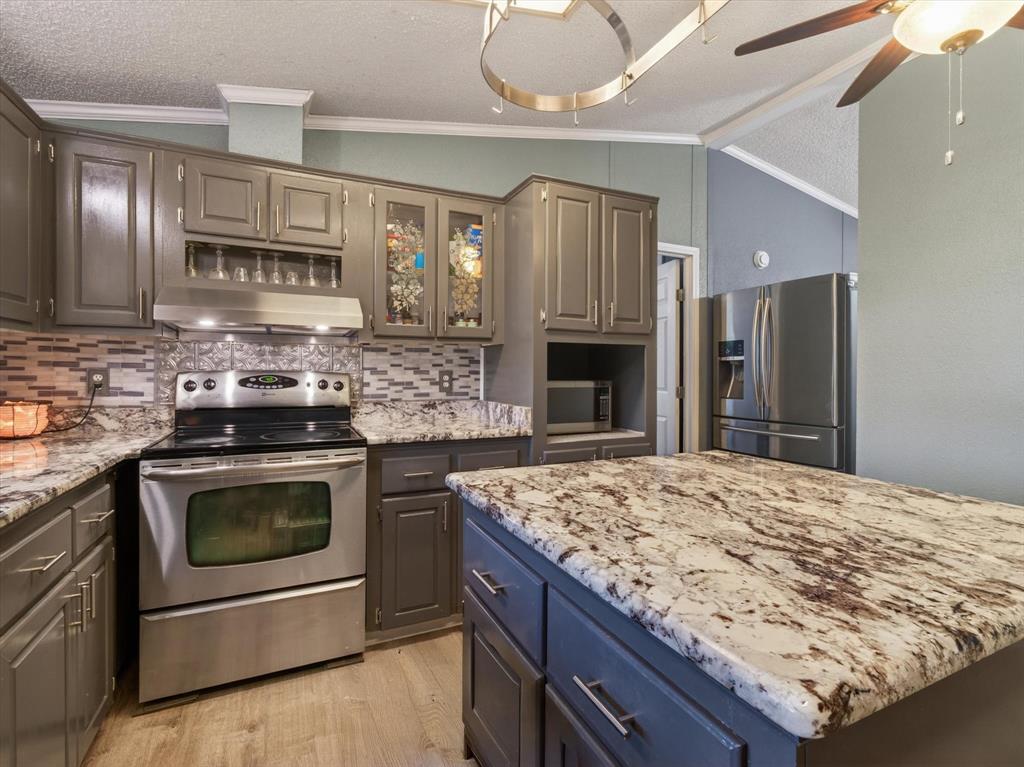13051 Cherokee Road Sanger, TX 76266 - Photo 18 of 40
