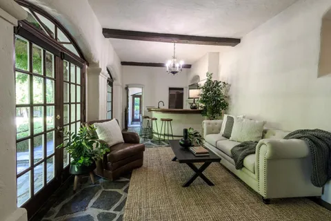 $5,995,000 | 420 El Arroyo Road, Hillsborough, CA 94010