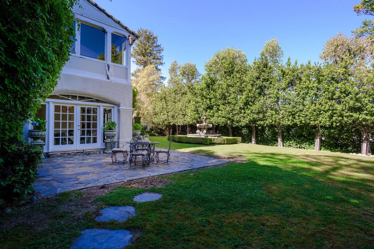 420 El Arroyo Road Hillsborough, CA 94010 - Photo 22 of 24