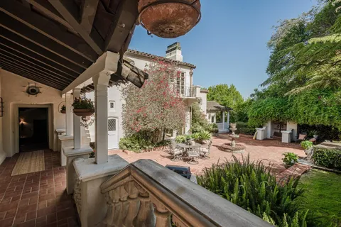 $5,995,000 | 420 El Arroyo Road, Hillsborough, CA 94010