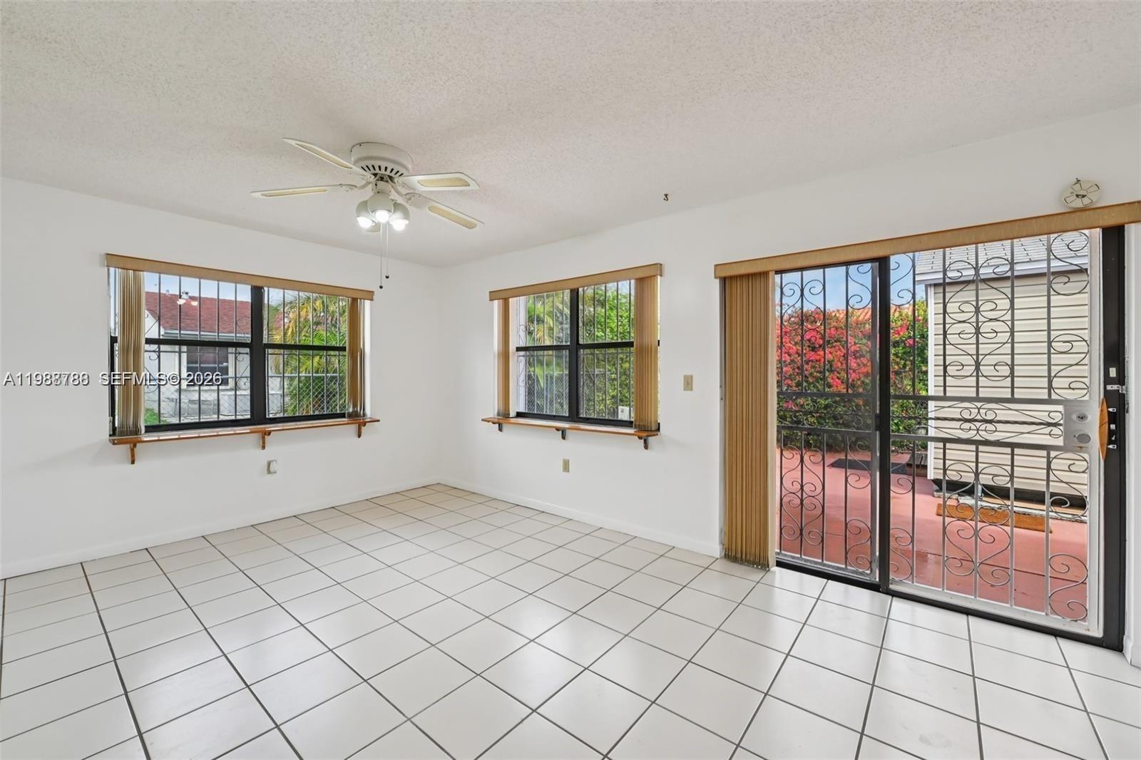 9585 Southwest 1st Terrace Miami, FL 33174 - Photo 16 of 48