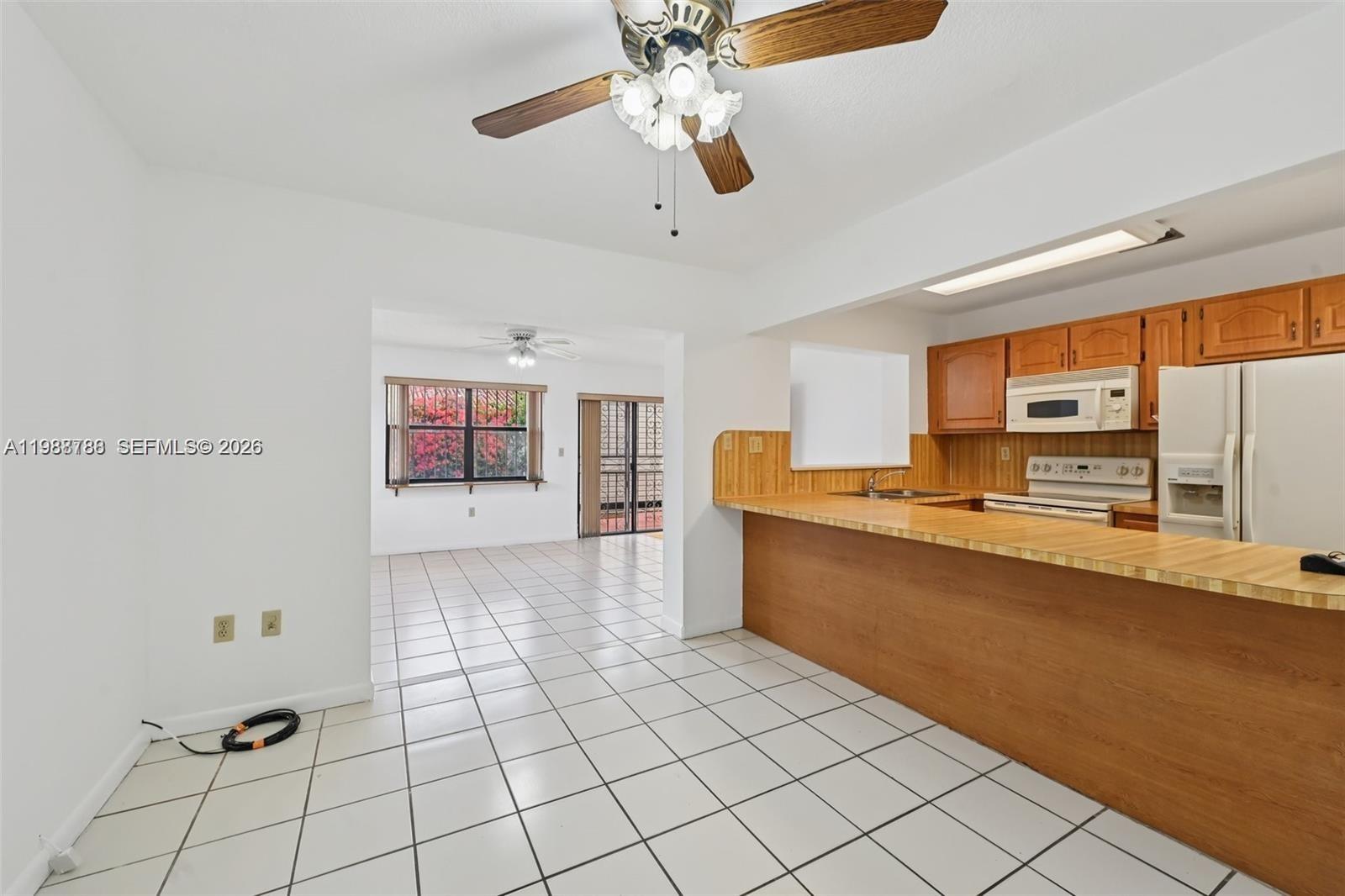 9585 Southwest 1st Terrace Miami, FL 33174 - Photo 3 of 48