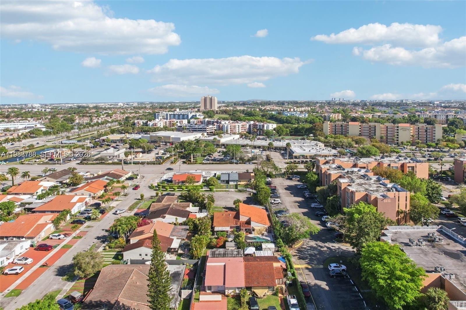 9585 Southwest 1st Terrace Miami, FL 33174 - Photo 45 of 48