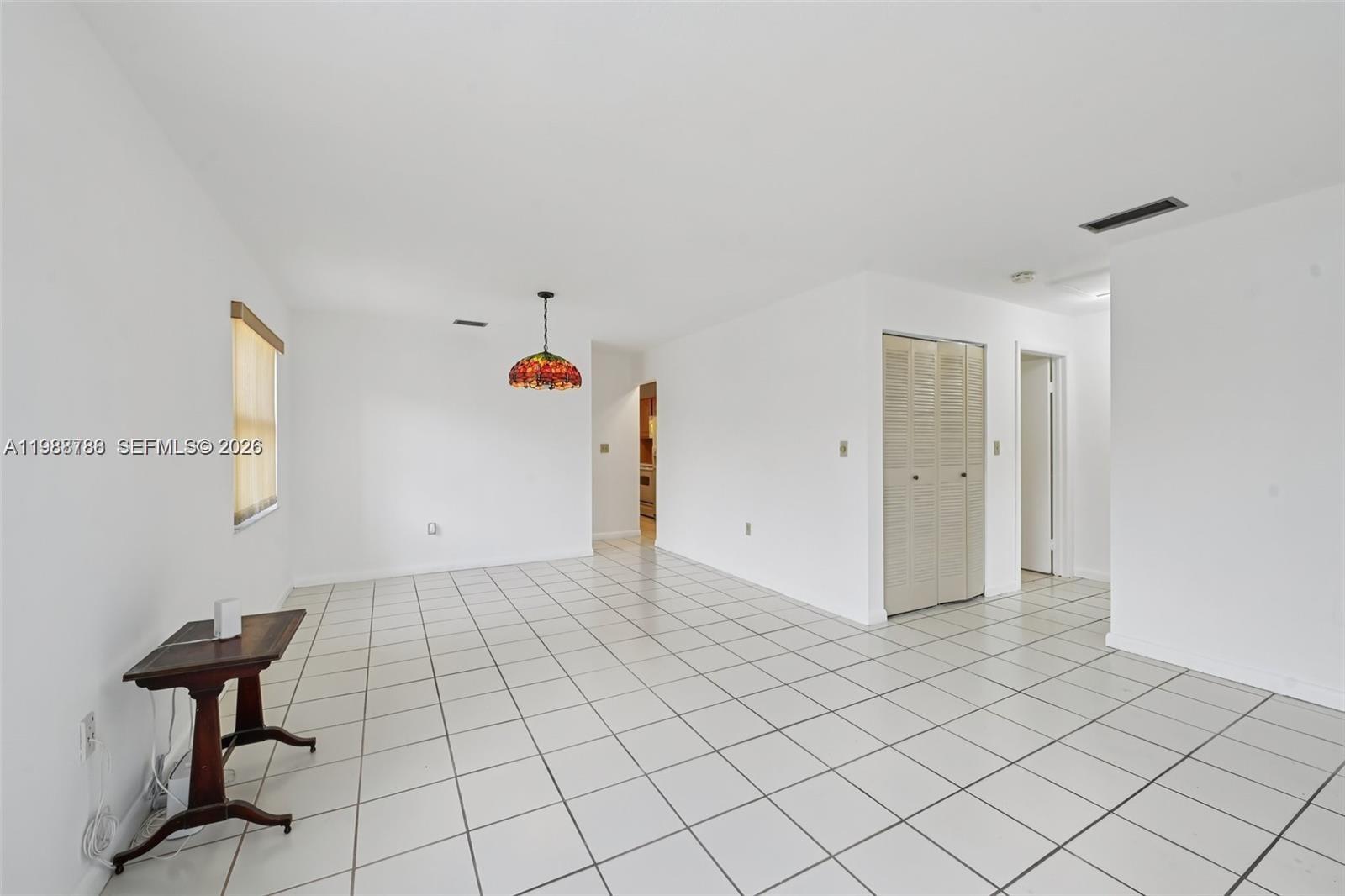 9585 Southwest 1st Terrace Miami, FL 33174 - Photo 10 of 48