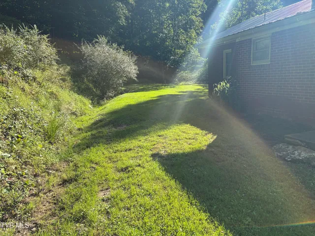 $149,000 | 251 Jackson Street, Clintwood, VA 24228