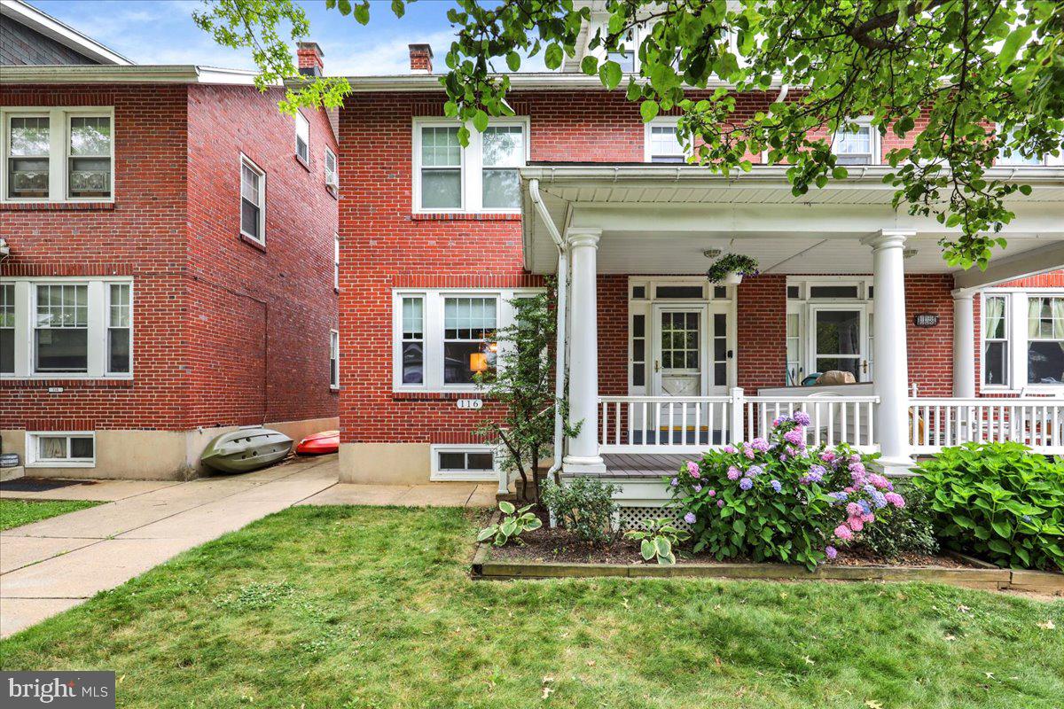 116 North Miller Street Reading, PA 19607 - Photo 1 of 38