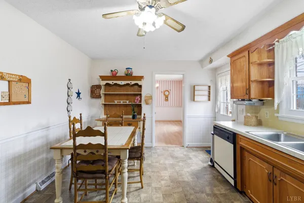 $339,900 | 14 Sleepy Hollow Road, Lynchburg, VA 24502