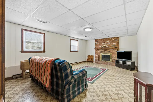 $339,900 | 14 Sleepy Hollow Road, Lynchburg, VA 24502