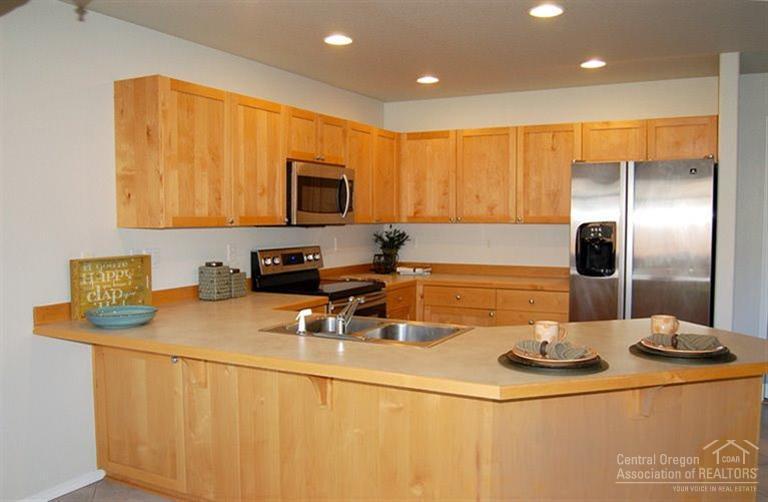 20536 Rolen Avenue Bend, OR 97702 - Photo 9 of 17 Additional Photo