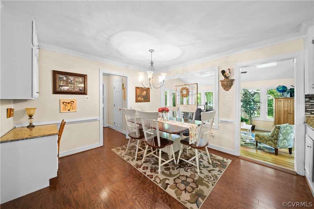 5712 Oak Knoll Road Midlothian, VA 23112 - Photo 8 of 45 Gallery Image 8