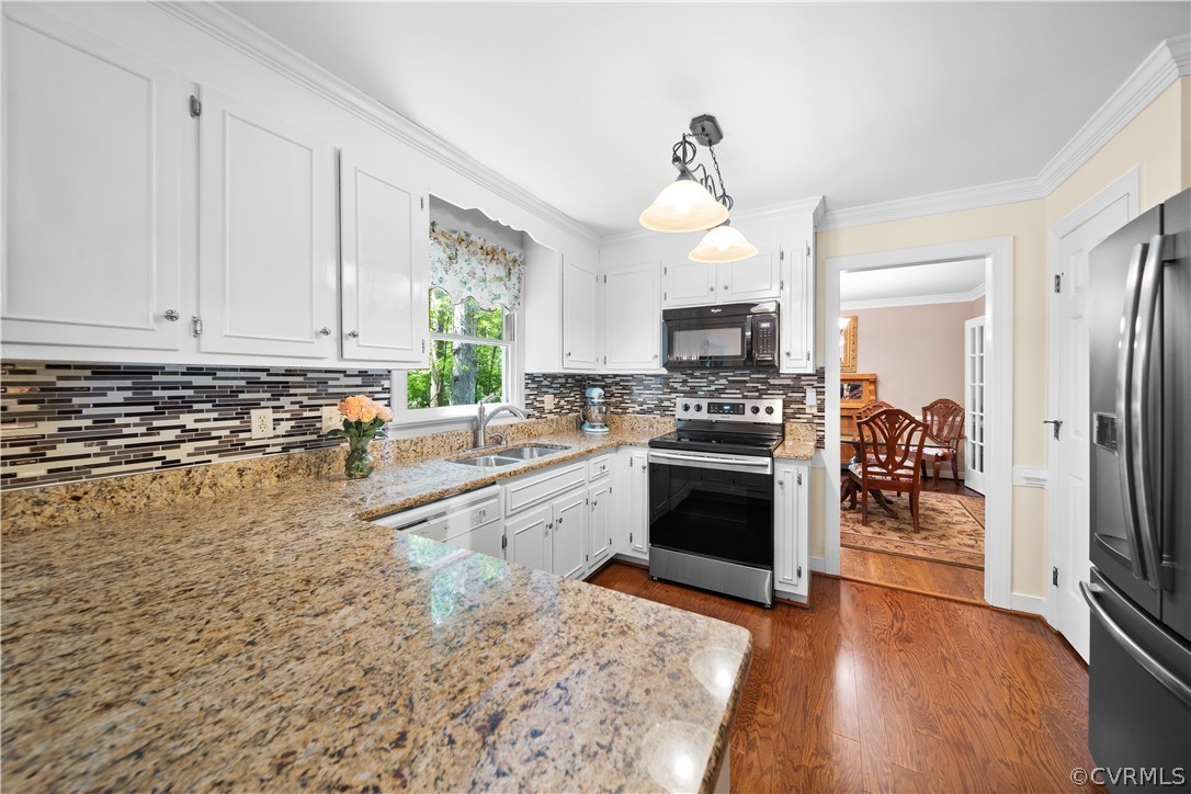 5712 Oak Knoll Road Midlothian, VA 23112 - Photo 9 of 45 Gallery Image 9