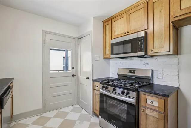 $275,000 | 602 Short Street, Smithville, TX 78957