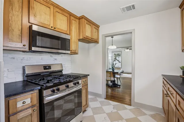 $275,000 | 602 Short Street, Smithville, TX 78957