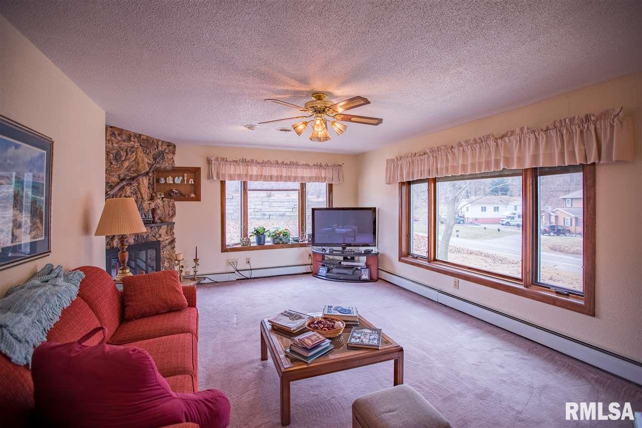 7905 Knoxville Road Milan, IL 61264 - Photo 3 of 24 Gallery Image 3