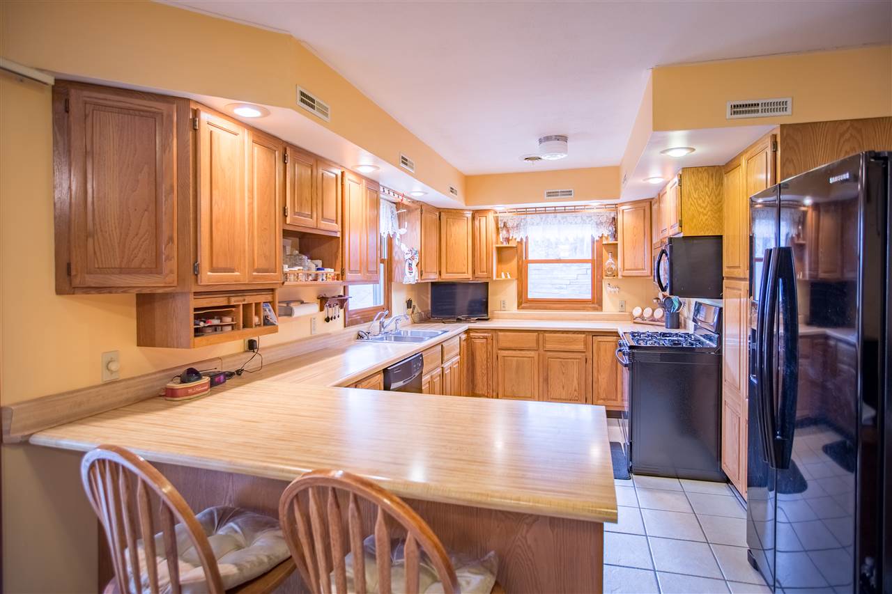 7905 Knoxville Road Milan, IL 61264 - Photo 6 of 24 Gallery Image 6