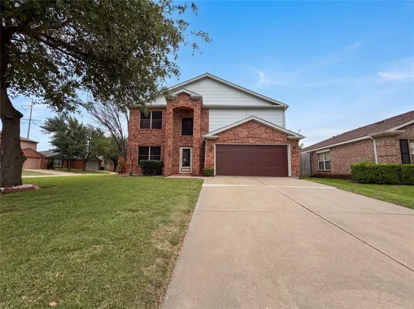 $366,000 | 7001 Edmundson Drive, Arlington, TX 76002