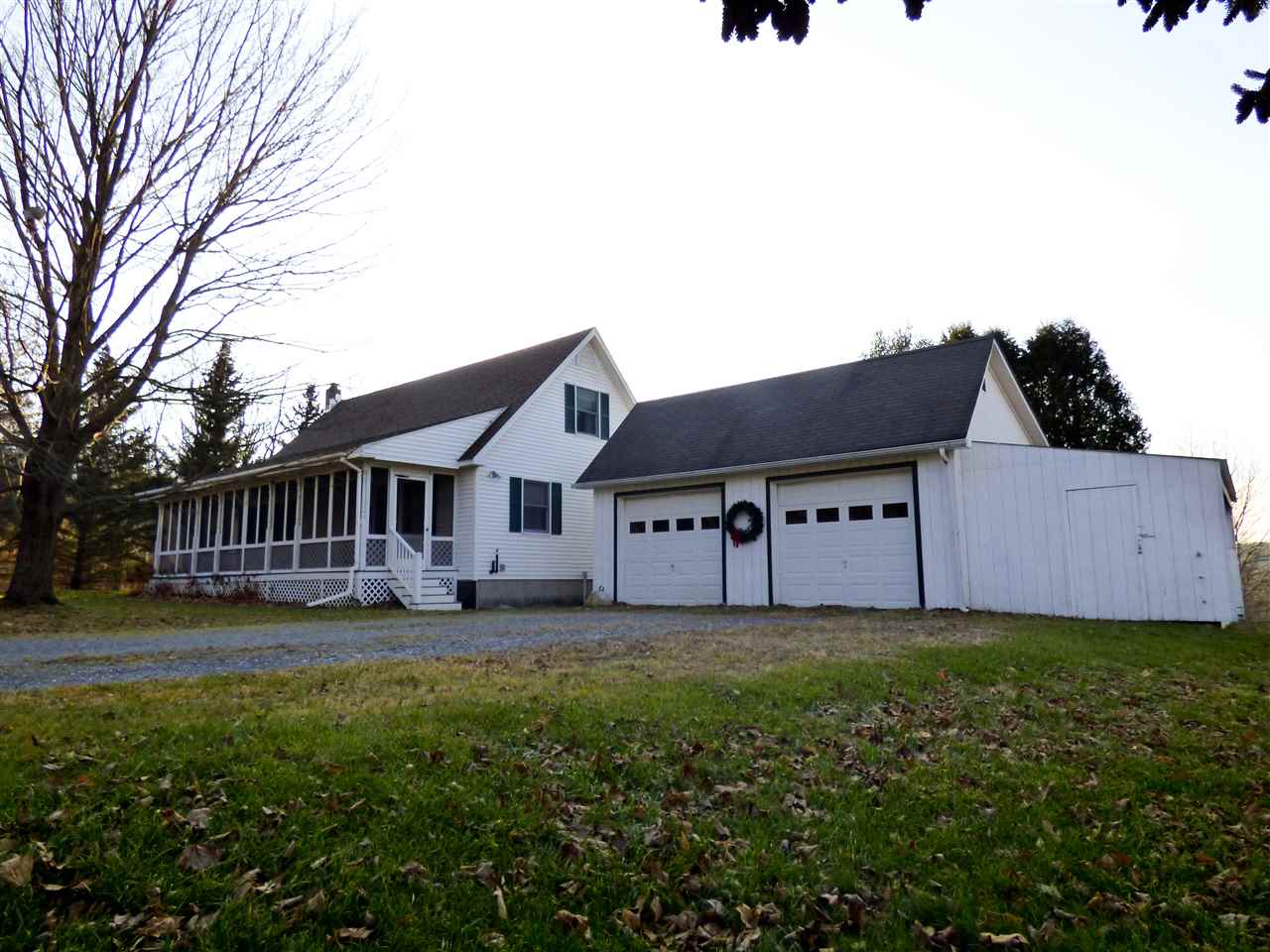 52 County Road Pownal, VT 05261 - Photo 5 of 28