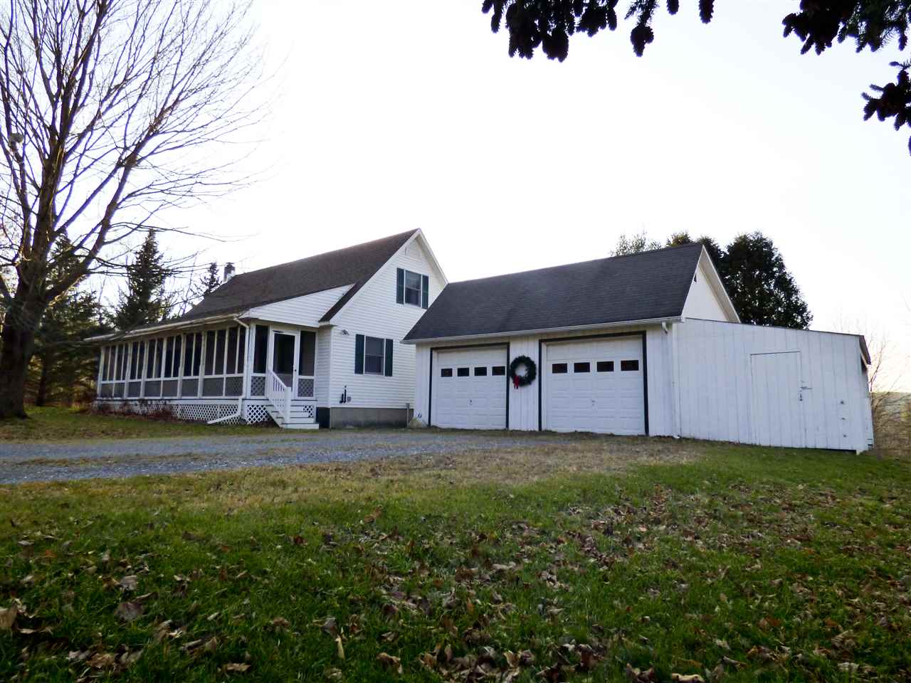 52 County Road Pownal, VT 05261 - Photo 6 of 28
