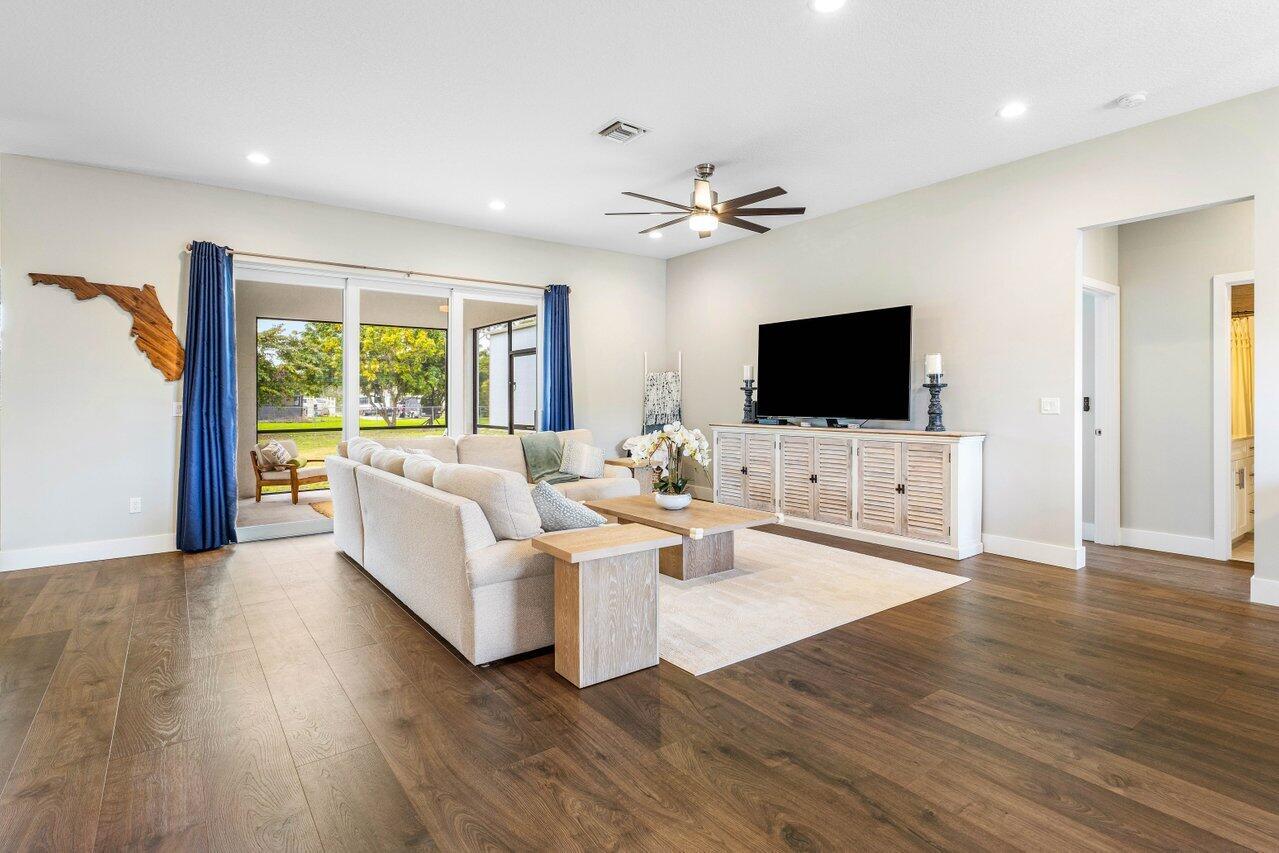 14570 85th Road North The Acreage, FL 33470 - Photo 9 of 48 011-1457085thRoadNorth-Westlake-FL-33470