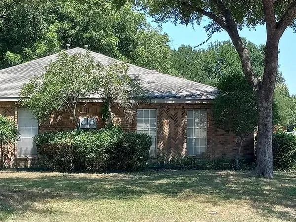 $2,100 | 3202 Foxboro Drive, Richardson, TX 75082