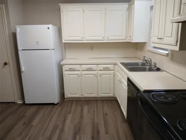 $2,100 | 3202 Foxboro Drive, Richardson, TX 75082