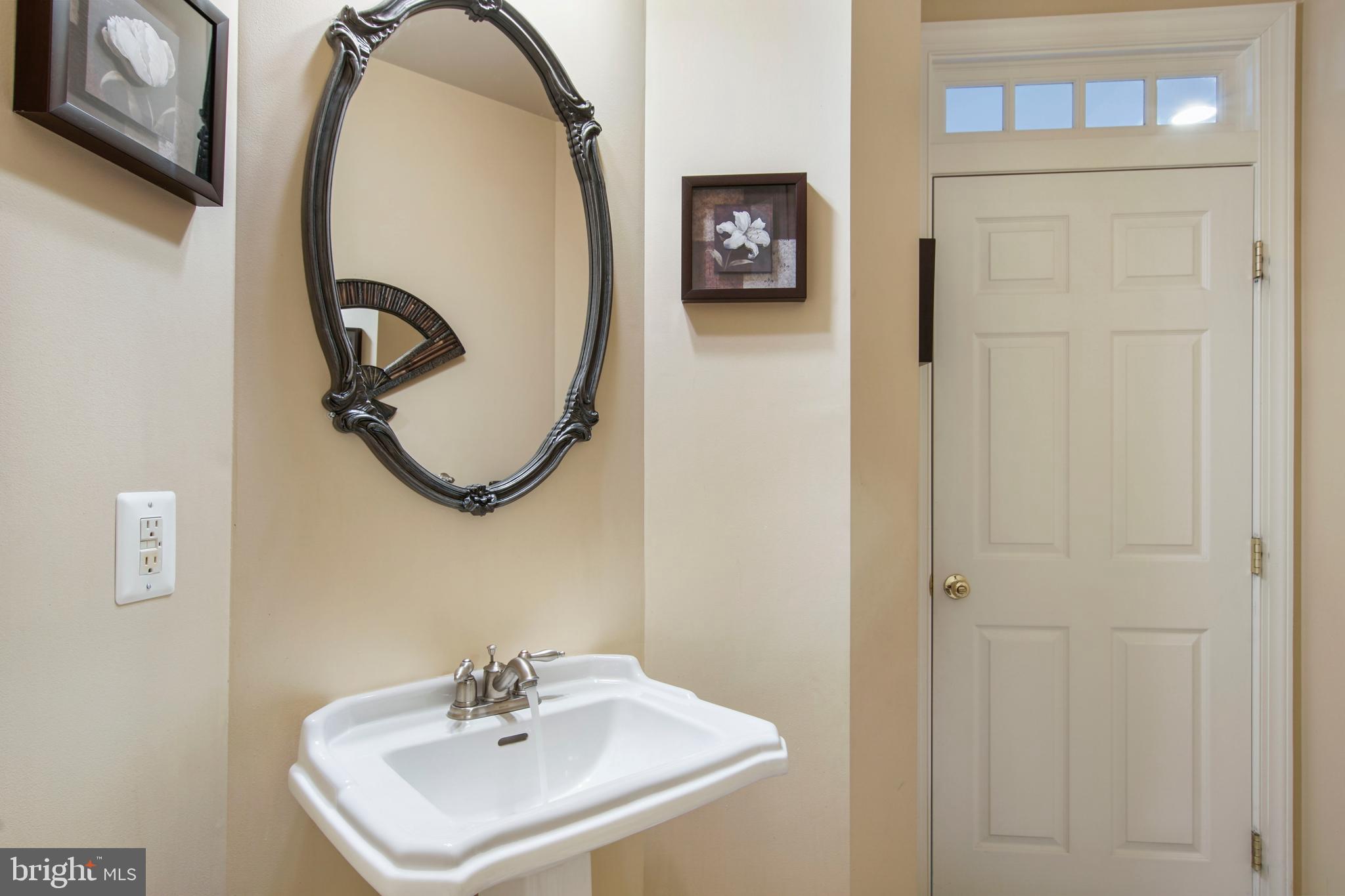 14302 Derby Ridge Road Bowie, MD 20721 - Photo 20 of 85 Main Level Powder Room