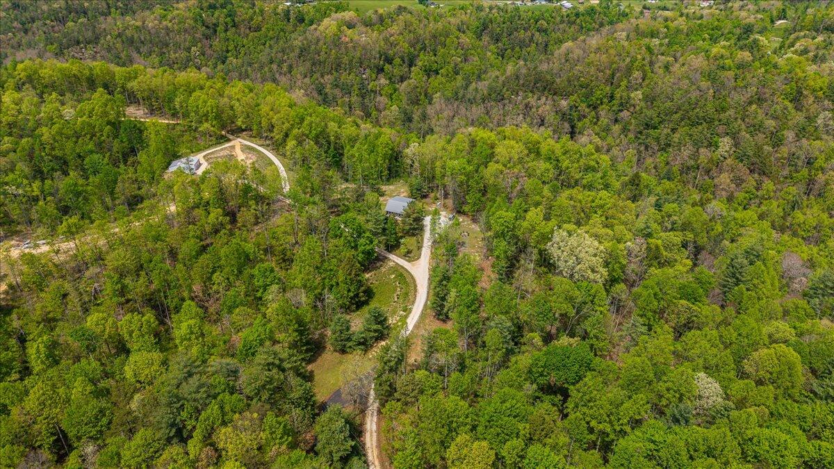1516 Hobbs Road Campton, KY 41301 - Photo 35 of 71 57-DJI_20260417134537_0464_D