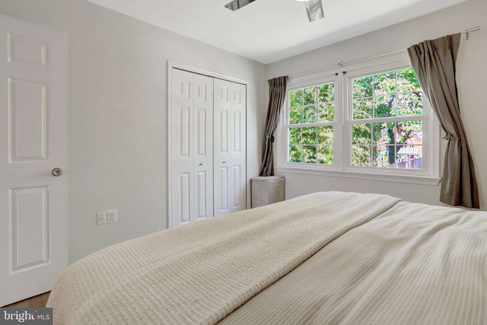 3907 9th Road South Arlington, VA 22204 - Photo 18 of 35 1st Bedroom