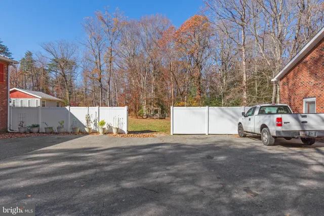 $1,500 | 6245 Cracklingtown Road, Hughesville, MD 20637