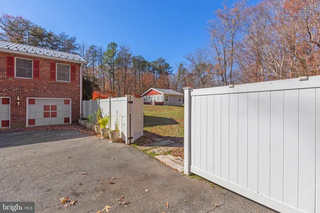 $1,500 | 6245 Cracklingtown Road, Hughesville, MD 20637