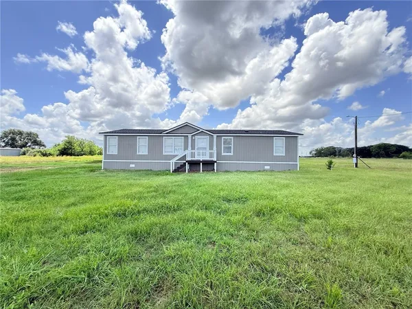 $139,900 | 923 Fm 1683, Ganado, TX 77962