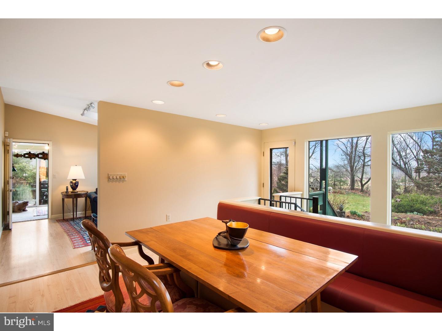 5142 Vera Cruz Road Center Valley, PA 18034 - Photo 14 of 25 Dining Room