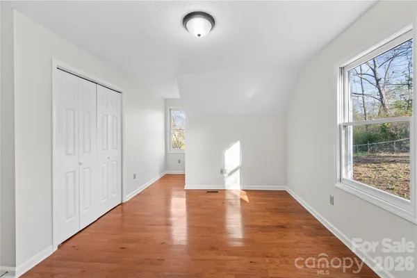 $489,900 | 10 Orchard Place, Weaverville, NC 28787