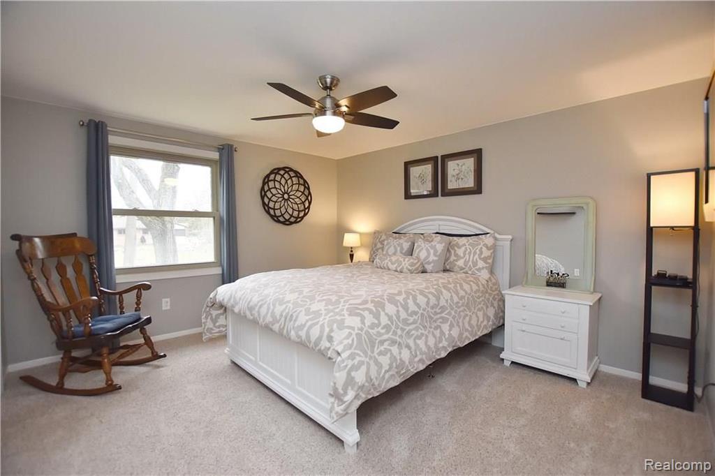 1645 North Kilburn Road Rochester Hills, MI 48306 - Photo 17 of 24