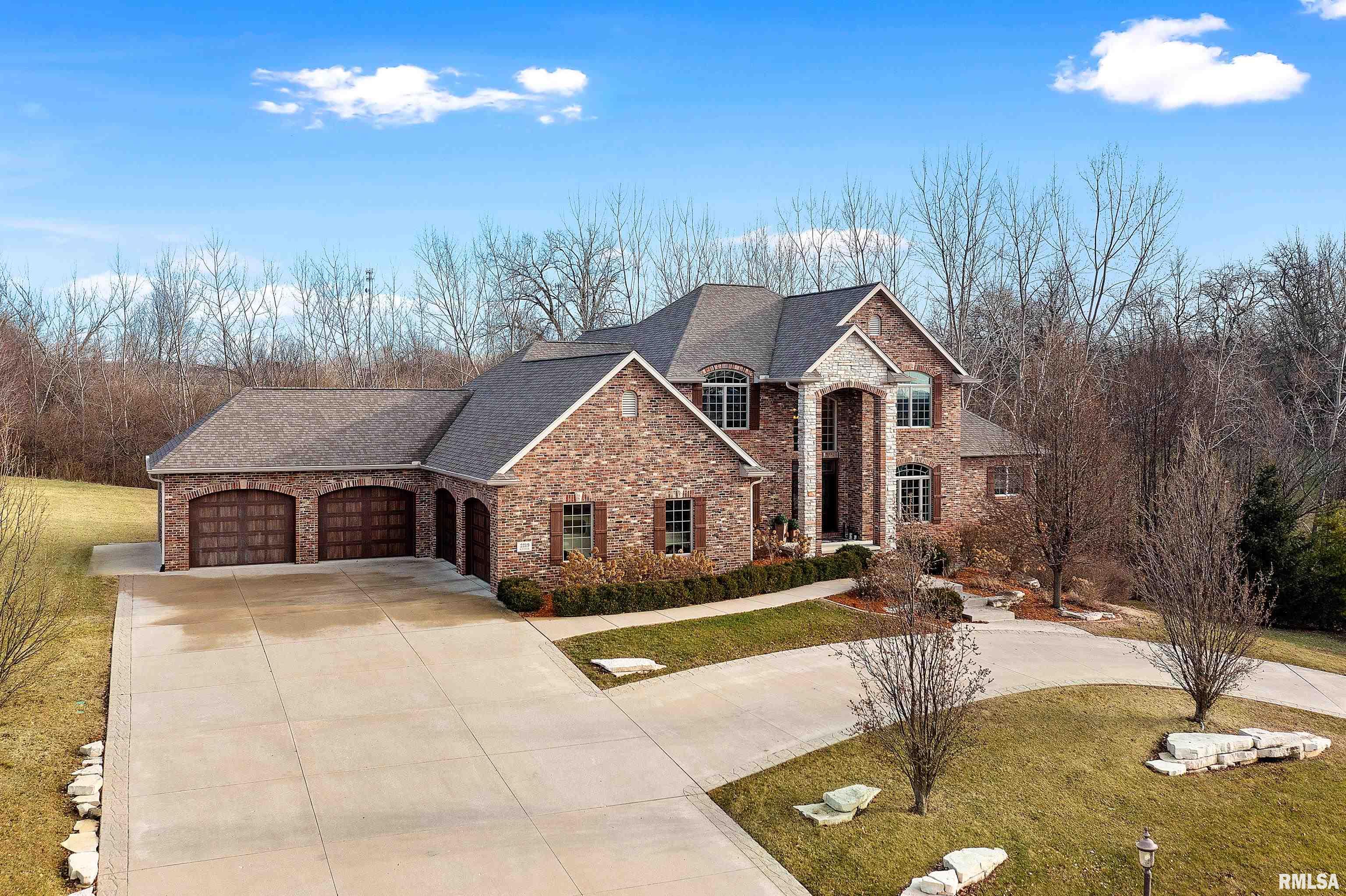 2219 West Augusta Drive Dunlap, IL 61525 - Photo 2 of 17