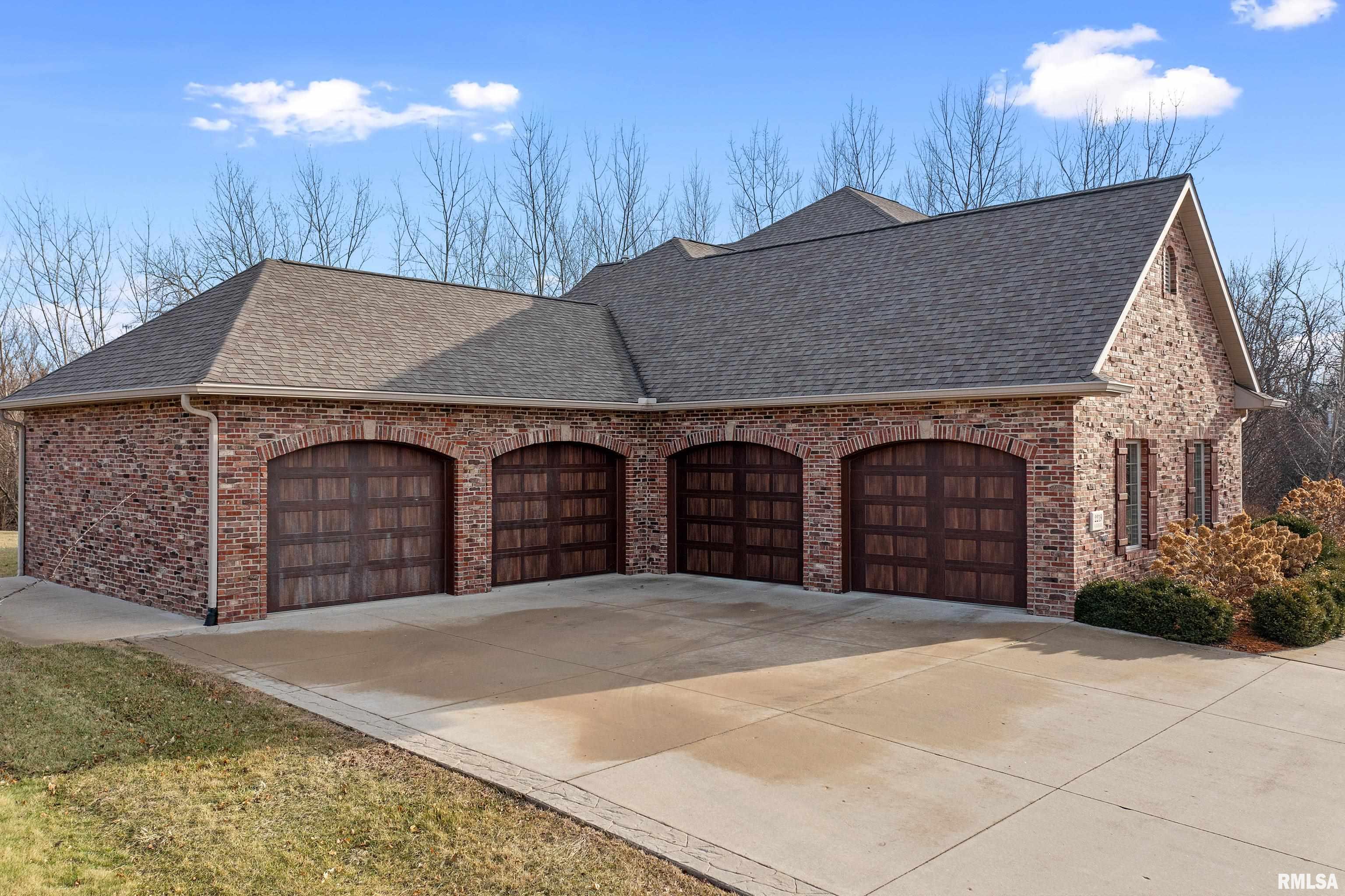 2219 West Augusta Drive Dunlap, IL 61525 - Photo 4 of 17