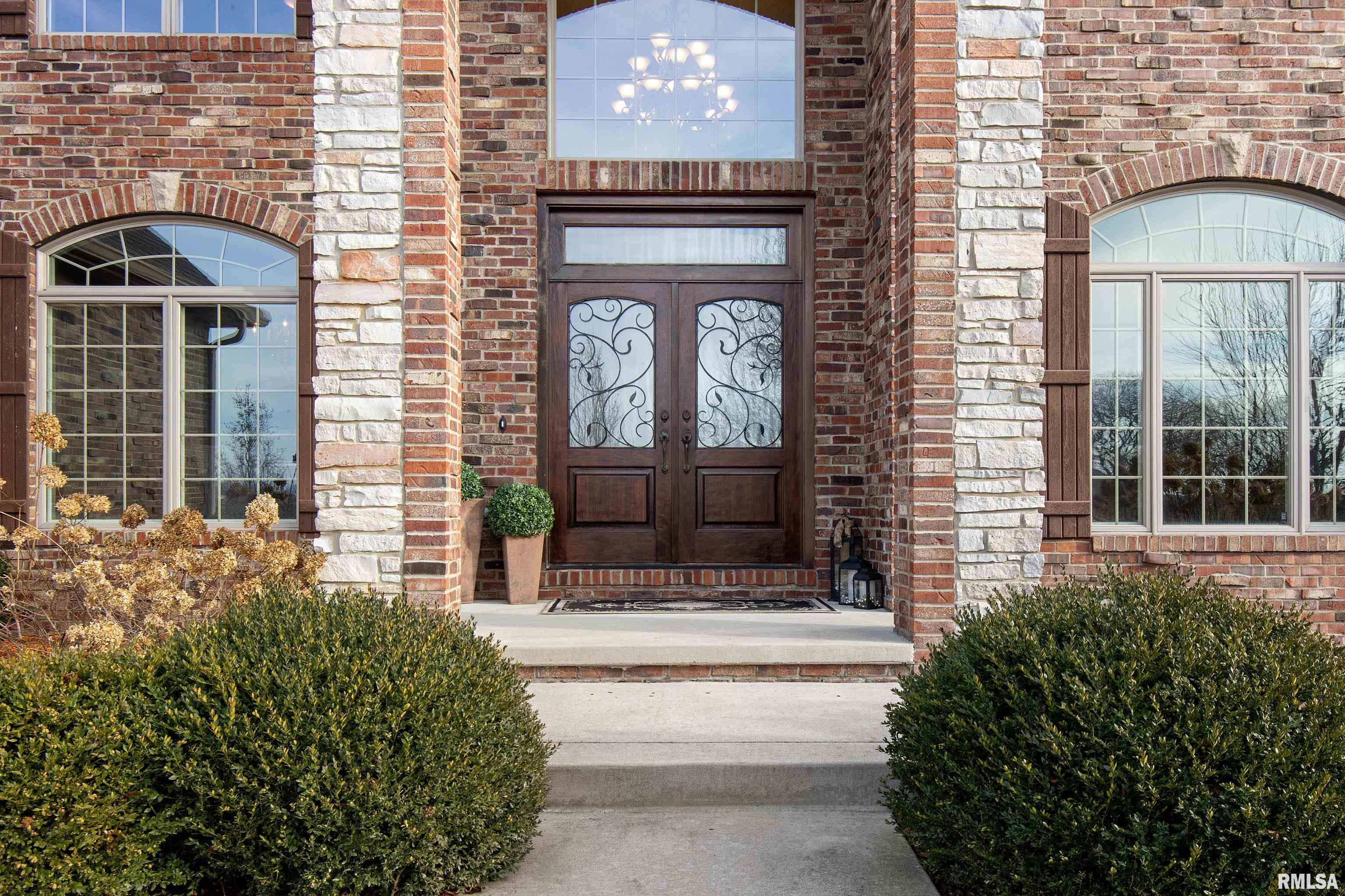 2219 West Augusta Drive Dunlap, IL 61525 - Photo 5 of 17