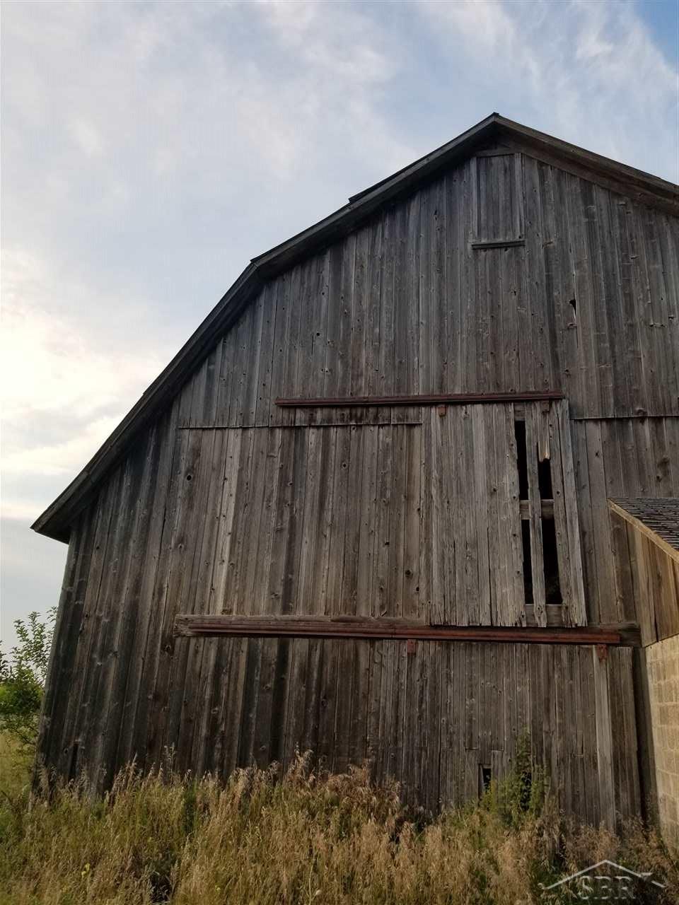 7365 Garfield Road Freeland, MI 48623 - Photo 7 of 29