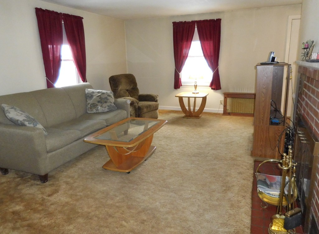 64 Forris Street West Springfield, MA 01089 - Photo 5 of 11 Gallery Image 5