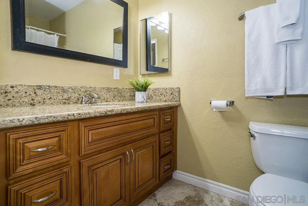 6395 Rancho Mission Road, Unit 10 San Diego, CA 92108 - Photo 20 of 25 Gallery Image 20
