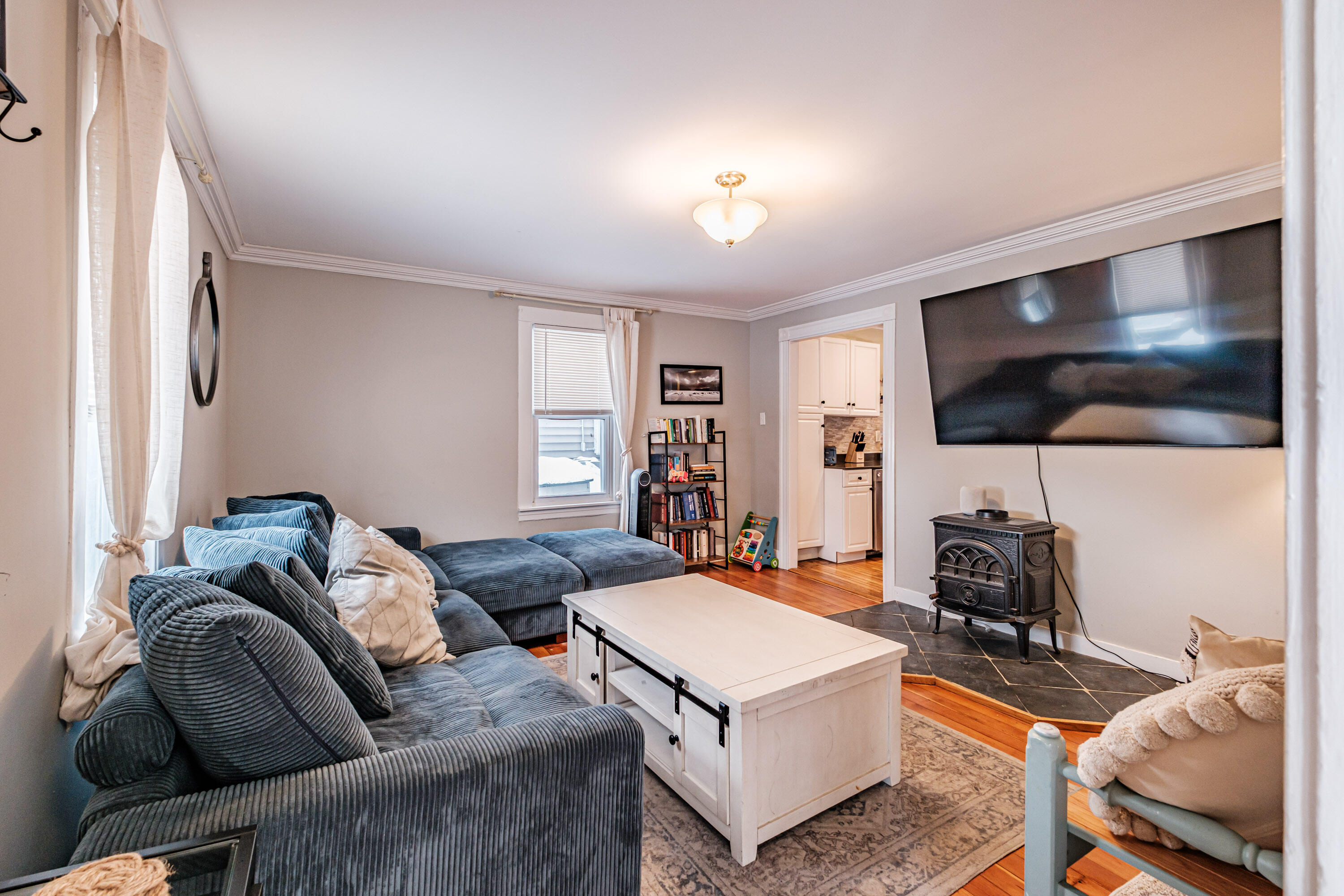 11 Romasco Lane Portland, ME 04101 - Photo 4 of 18 11 Romasco Lane