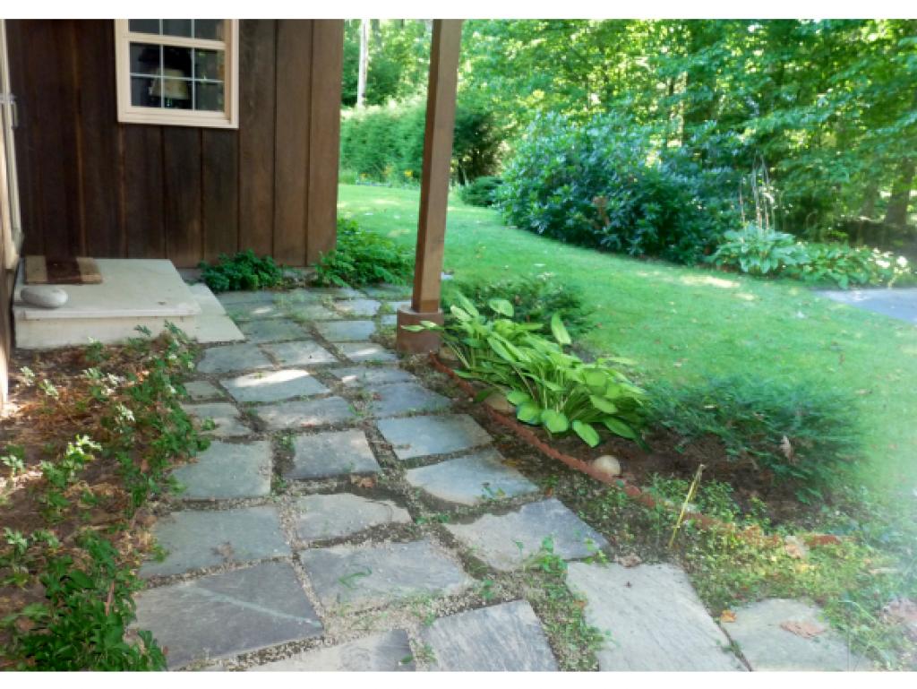 17 Putney Road Bow, NH 03304 - Photo 3 of 18