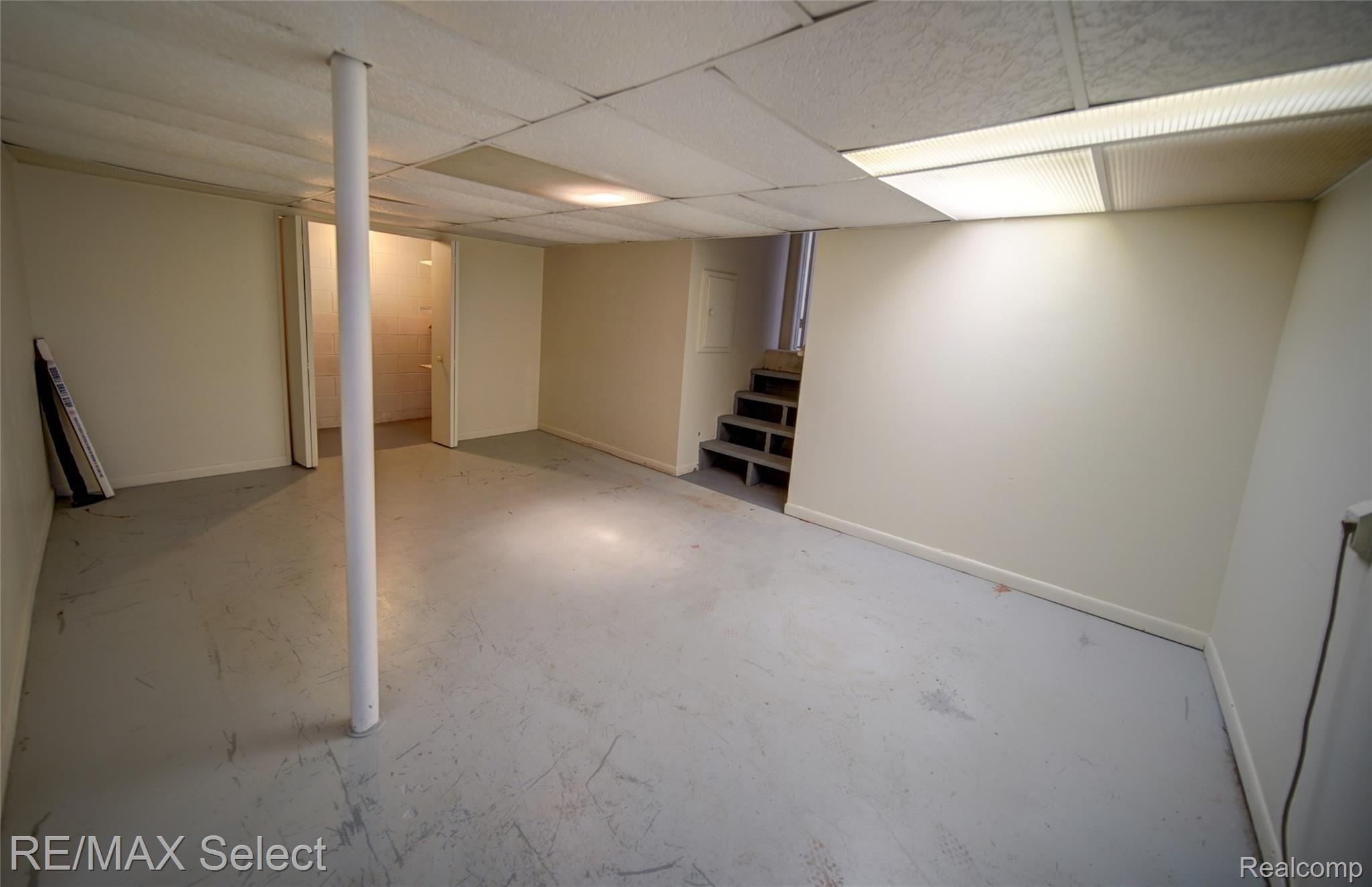 1365 Williamsburg Road Flint, MI 48507 - Photo 21 of 23 1365 Williamsburg Road 79.jpg