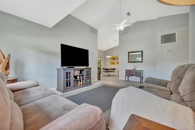 $235,000 | 3322 39th Place West, Bradenton, FL 34205