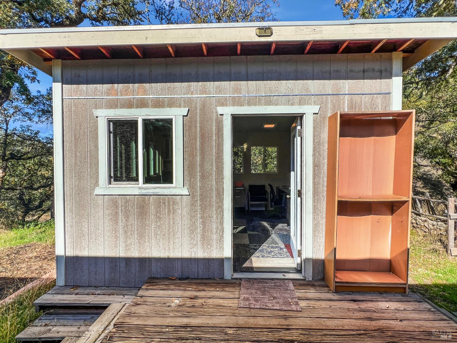 8600 Cave Creek Road Redwood Valley, CA 95470 - Photo 10 of 11 a view of a door of the house